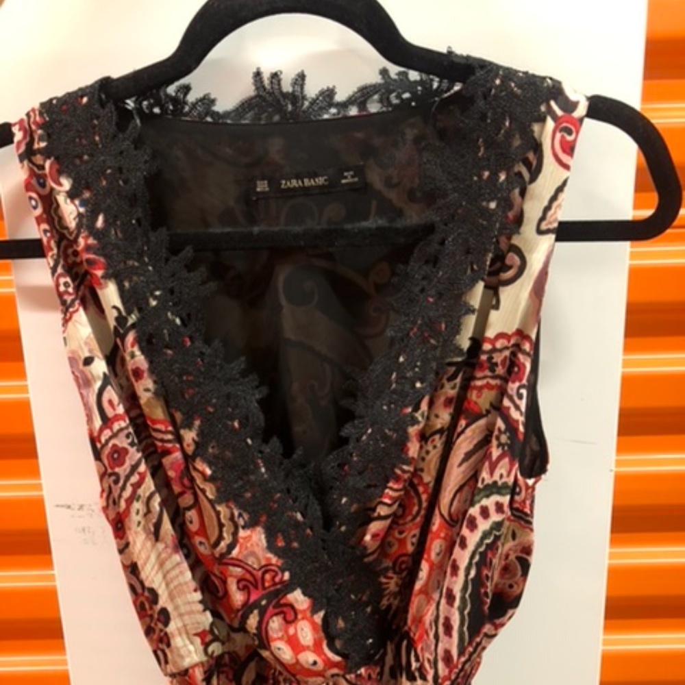 ❤️🖤💖 NEW! Zara Silky Lace Print Wrap Dress, M